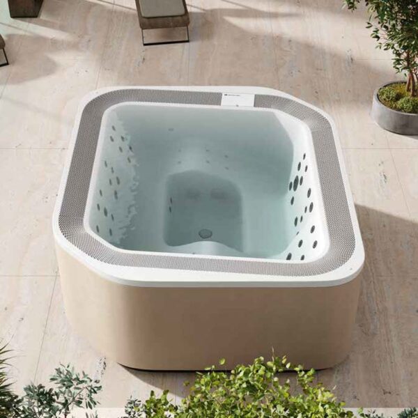 novellini-minipiscina-idromassaggio-6-7-posti-moon-53-jets-con-pannelli-argilla-polvere-installazione-outdoor