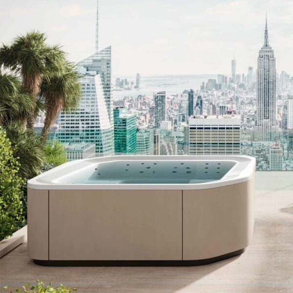 novellini-minipiscina-idromassaggio-6-7-posti-moon-53-jets-con-pannelli-argilla-polvere-installazione-outdoor-vista-frontale