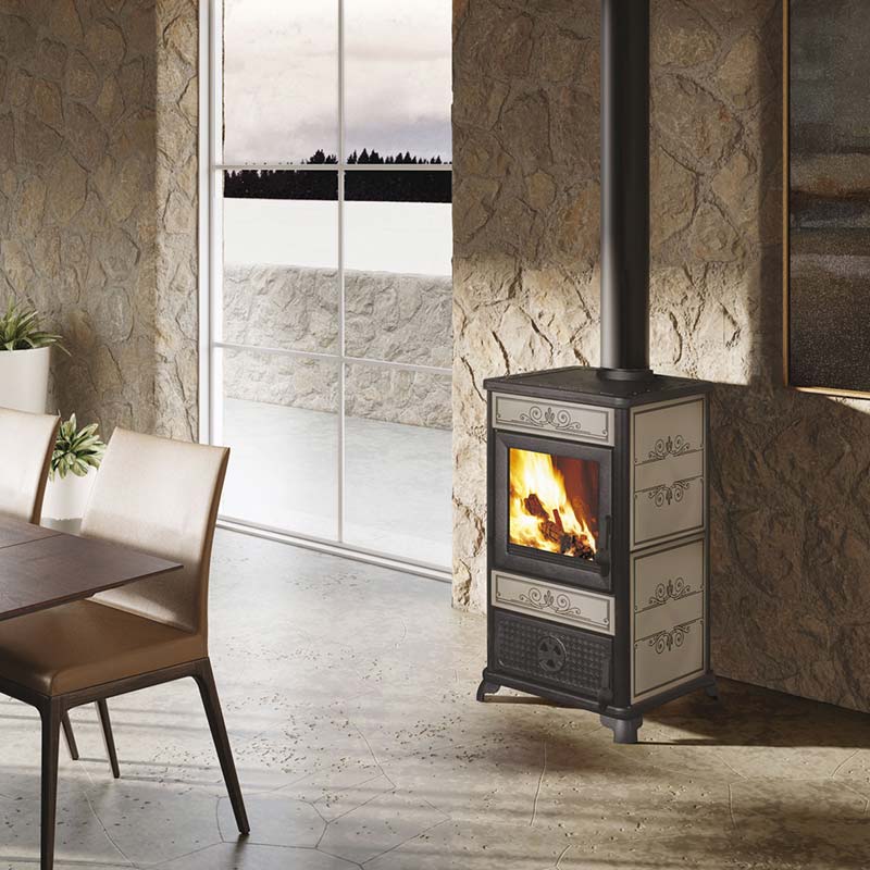 ek-63-by-edilkamin-stufa-a-legna-9-kw-fancy-classe-a-colore-tortora-installazione-ambiente ek-63-by-edilkamin-stufa-a-legna-9-kw-fancy-classe-a-colore-tortora-installazione-ambiente