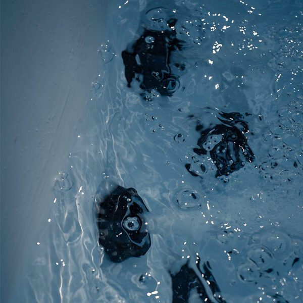 novellini-minipiscina-idromassaggio-3-posti-vita-l-16-jets