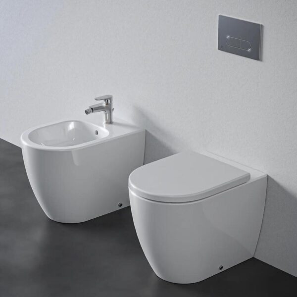 ideal-standard-ellisse-coppia-sanitari-a-terra-filoparete-vaso-wc-con-chiusura-rallentata-soft-closee-bidet-bianco-lucido-t569501-+-t569401-installazione