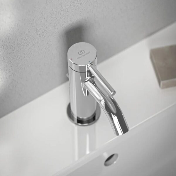 ideal-standard-miscelatore-monocomando-lavabo-ceraline-nuovo-bd846aa-cromo-installazione-ambinete-bagno-vista-dall'alto