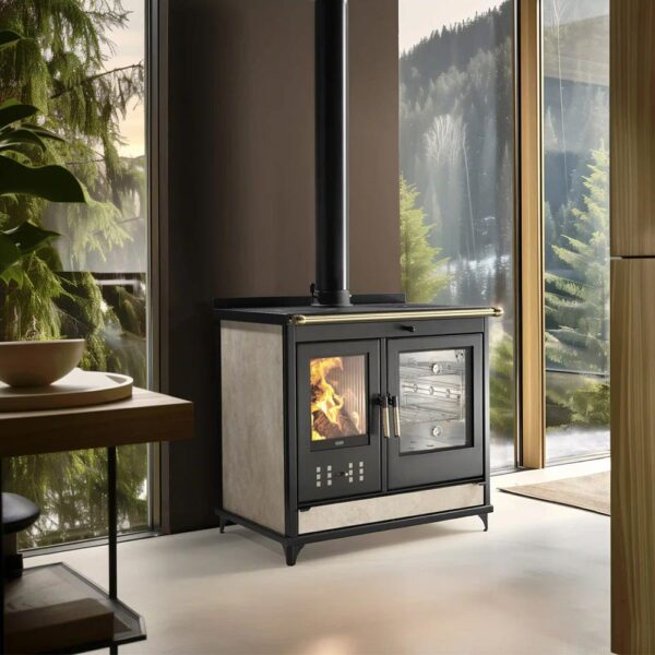 klover-cucina-a-legna-star-90-country-13,5-kw-colore-sahara-classe-cinque-stelle-installazione-ambiente