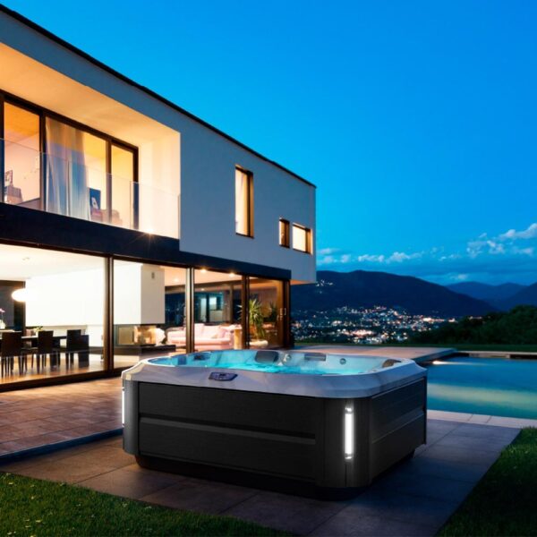 jacuzzi-minipiscina-idromassaggio-spa-j-335-6-posti-con-lounge,-42-getti-e-copertura-termica-installazione-outdoor-illuminazione-led